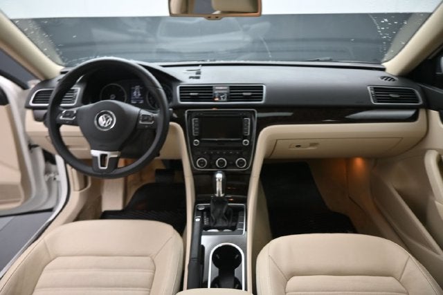 2014 Volkswagen Passat TDI SEL Premium
