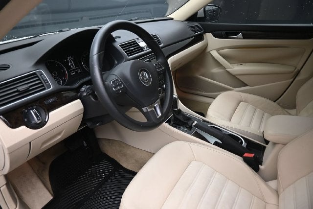 2014 Volkswagen Passat TDI SEL Premium