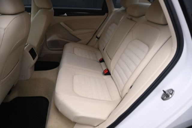 2014 Volkswagen Passat TDI SEL Premium