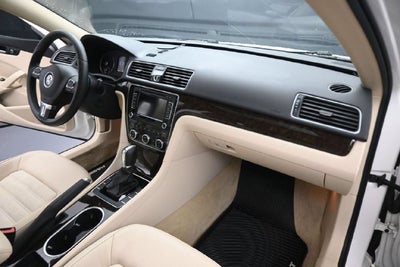2014 Volkswagen Passat TDI SEL Premium