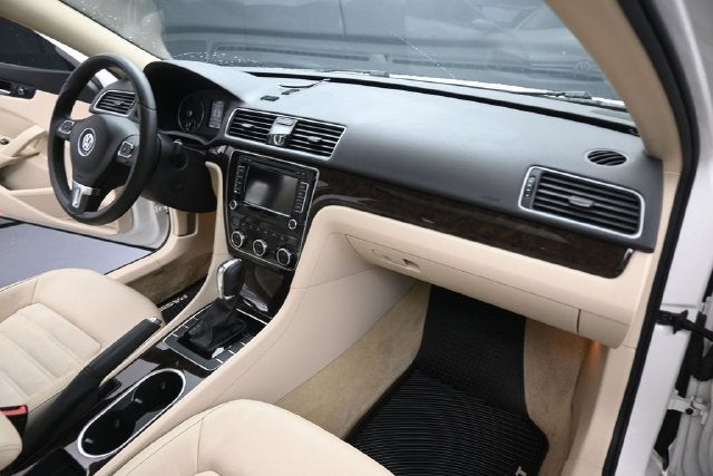 2014 Volkswagen Passat TDI SEL Premium