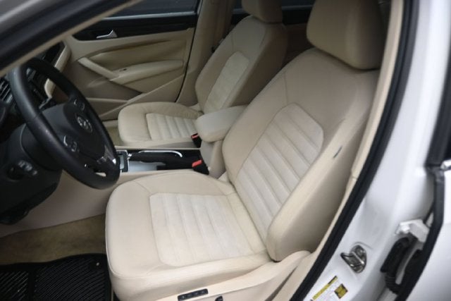 2014 Volkswagen Passat TDI SEL Premium