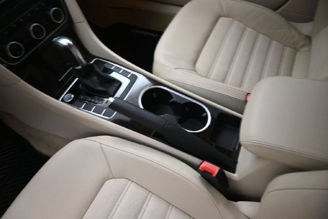 2014 Volkswagen Passat TDI SEL Premium