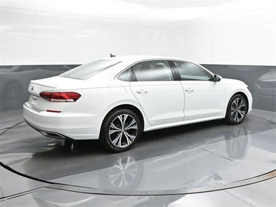 2022 Volkswagen Passat 2.0T SE