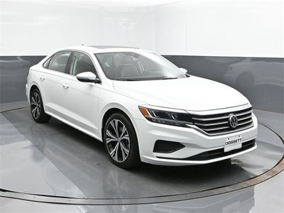 2022 Volkswagen Passat 2.0T SE