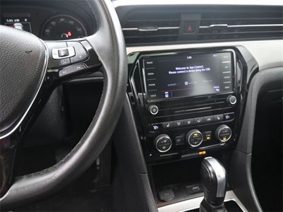 2022 Volkswagen Passat 2.0T SE