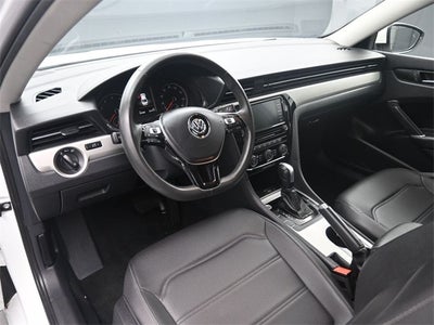 2022 Volkswagen Passat 2.0T SE