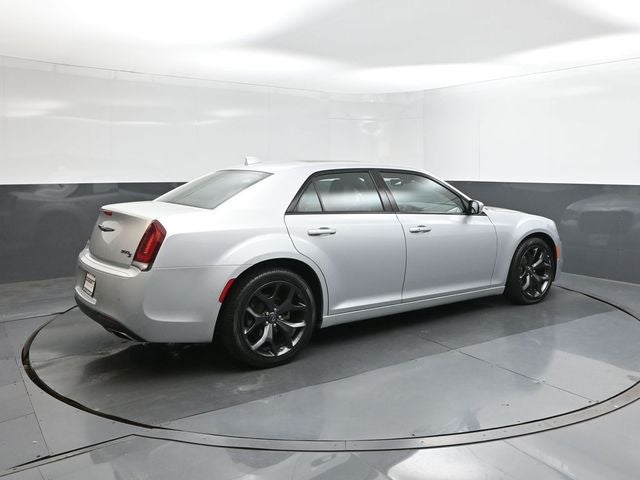 2023 Chrysler 300 S