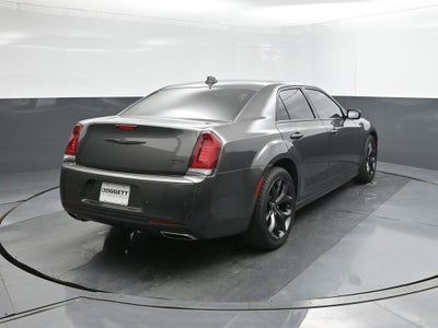 2023 Chrysler 300 Touring