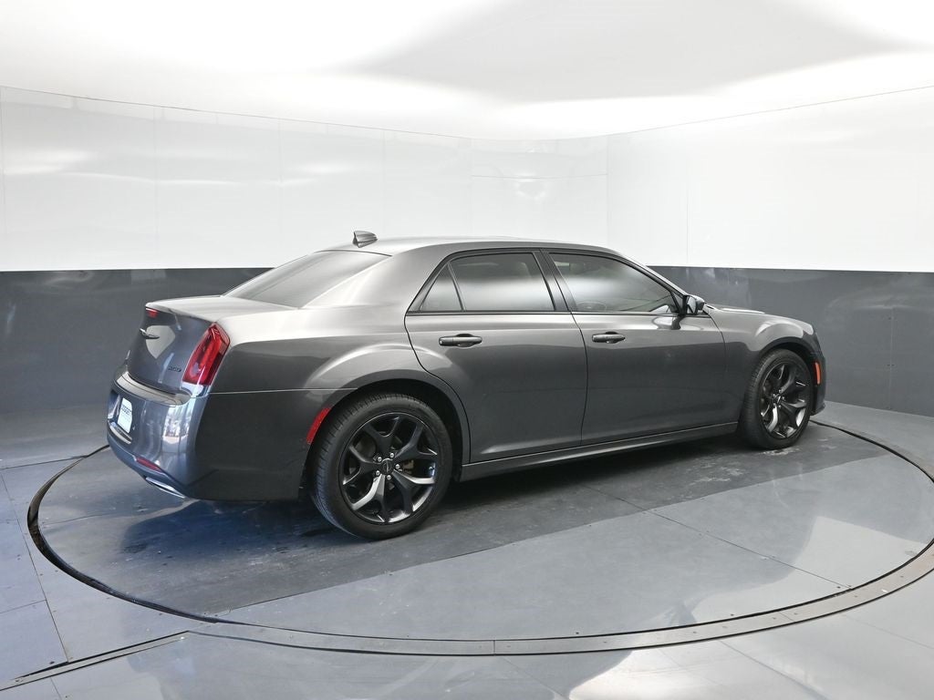 2023 Chrysler 300 Touring