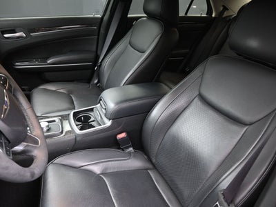 2023 Chrysler 300 Touring