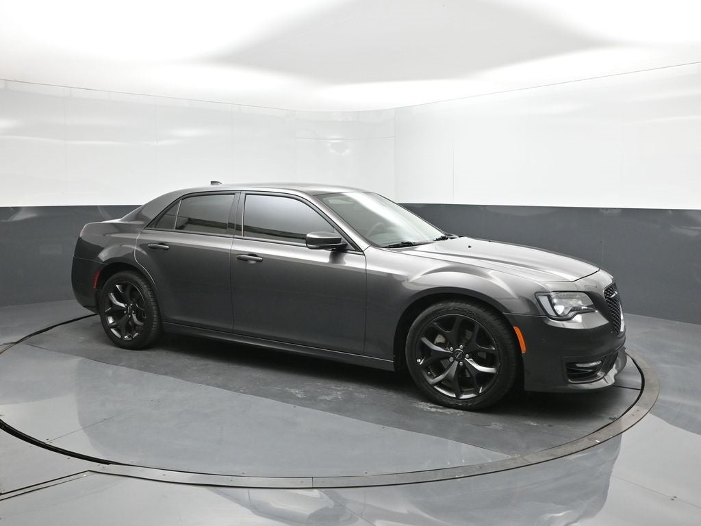 2023 Chrysler 300 Touring