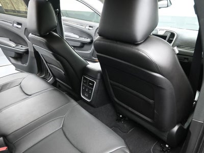 2023 Chrysler 300 Touring