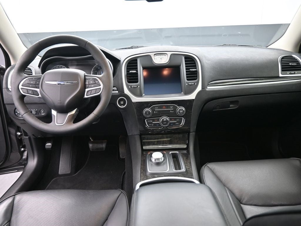 2023 Chrysler 300 Touring