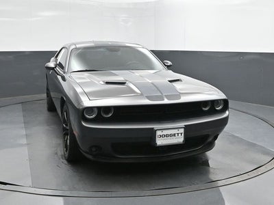 2017 Dodge Challenger SXT