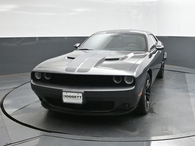 2017 Dodge Challenger SXT