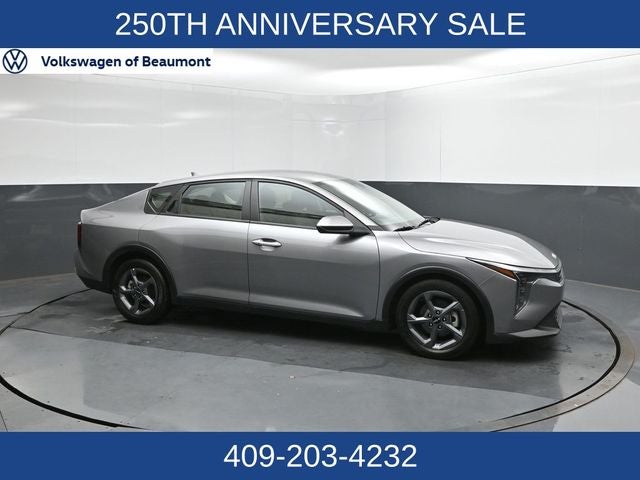 2025 Kia K4 LXS - Photo 16