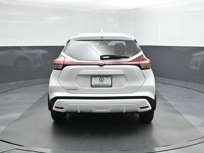 2024 Nissan Kicks S