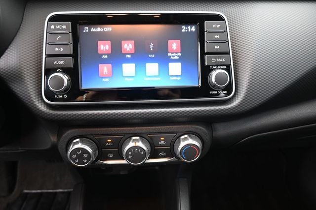 2024 Nissan Kicks S