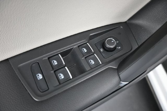 2020 Volkswagen Tiguan 2.0T SEL 4Motion