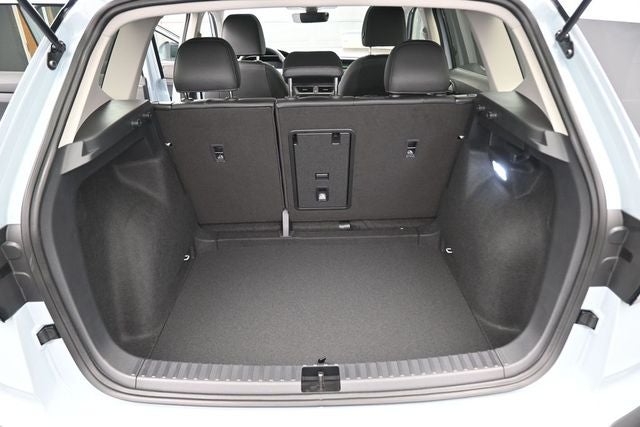 2026 Volkswagen Taos 1.5T SE Black