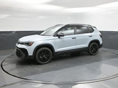 2026 Volkswagen Taos 1.5T SE Black