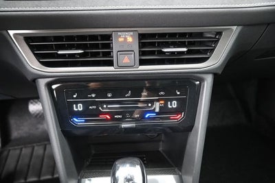 2026 Volkswagen Taos 1.5T SE Black