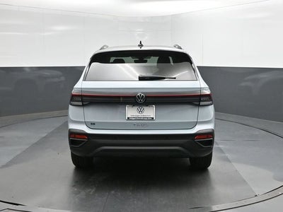 2026 Volkswagen Taos 1.5T SE Black
