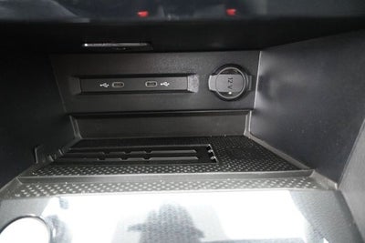2026 Volkswagen Taos 1.5T SE Black
