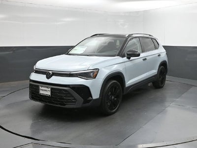 2027 Volkswagen Taos 1.5T SE Black