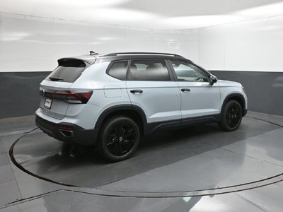 2027 Volkswagen Taos 1.5T SE Black