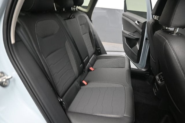 2027 Volkswagen Taos 1.5T SE Black