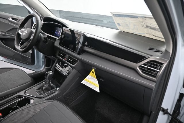 2027 Volkswagen Taos 1.5T SE Black