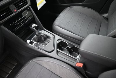 2027 Volkswagen Taos 1.5T SE Black