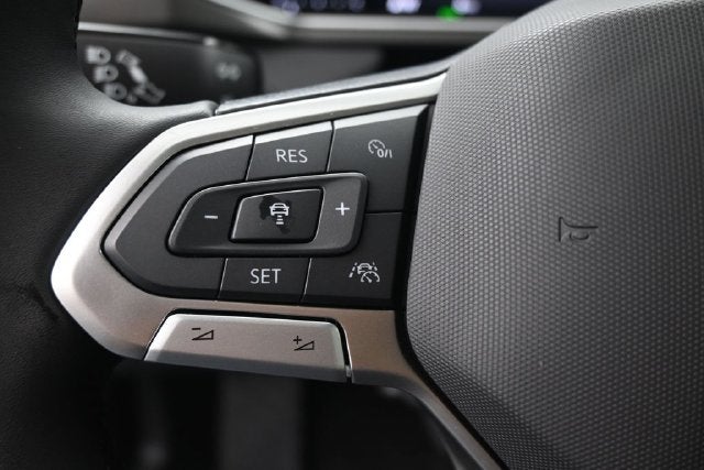 2027 Volkswagen Taos 1.5T SE Black