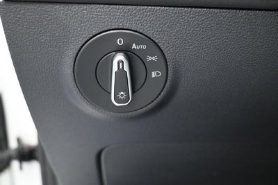 2027 Volkswagen Taos 1.5T SE Black