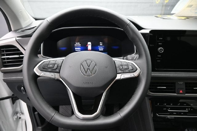 2027 Volkswagen Taos 1.5T SE Black