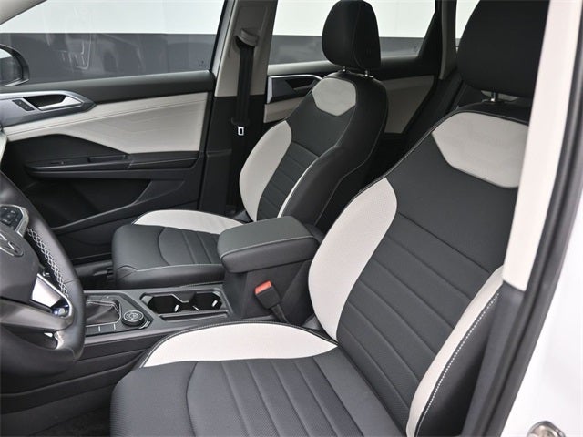 2025 Volkswagen Taos 1.5T SEL