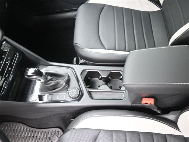 2025 Volkswagen Taos 1.5T SEL