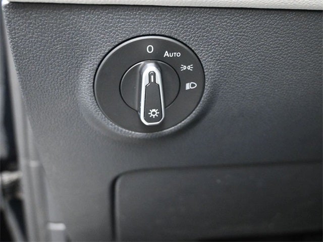 2026 Volkswagen Taos 1.5T SEL