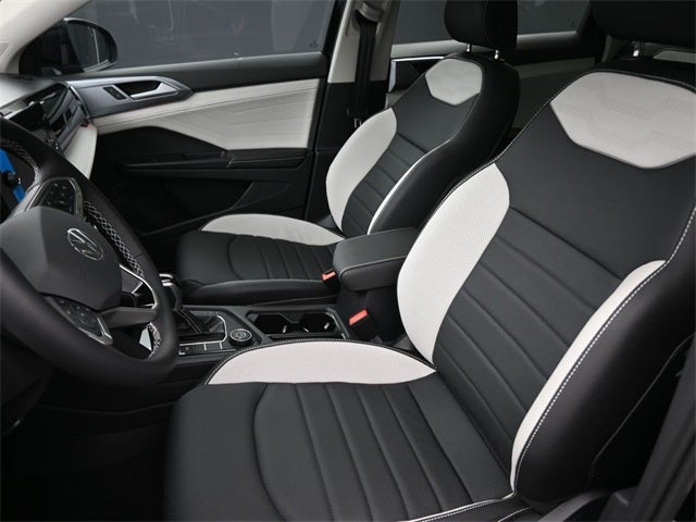 2026 Volkswagen Taos 1.5T SEL