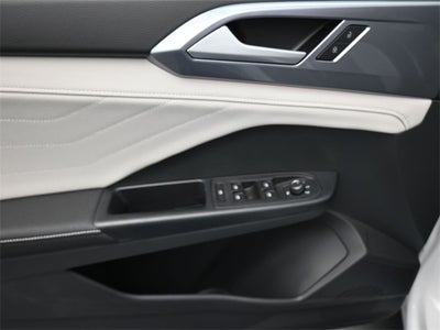 2025 Volkswagen Taos 1.5T SEL