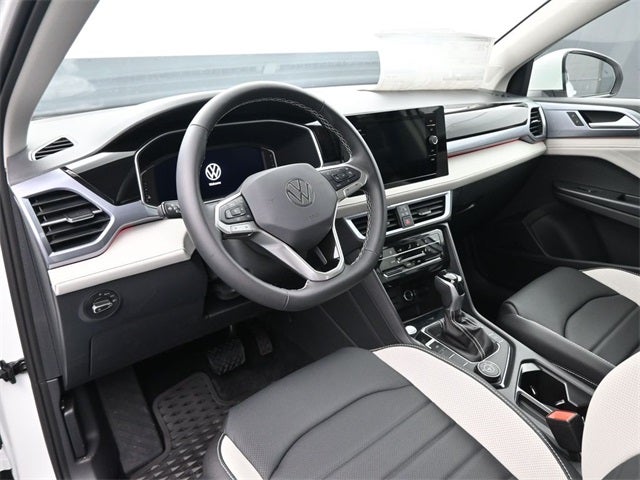 2025 Volkswagen Taos 1.5T SEL