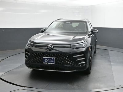 2025 Volkswagen Tiguan 2.0T SE R-Line Black