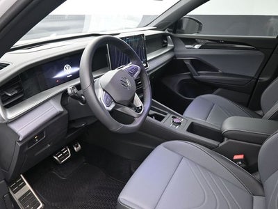 2026 Volkswagen Tiguan 2.0T SE R-Line Black