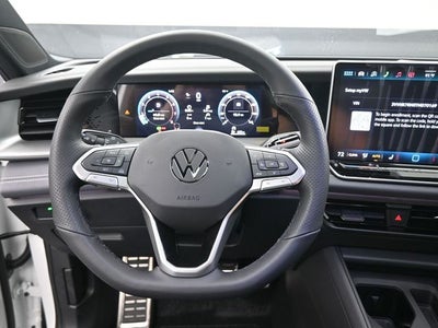 2026 Volkswagen Tiguan 2.0T SE R-Line Black