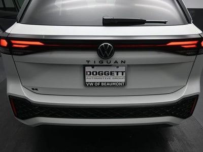 2026 Volkswagen Tiguan 2.0T SE R-Line Black