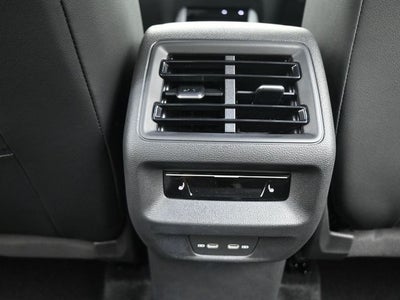 2025 Volkswagen Tiguan 2.0T SEL R-Line