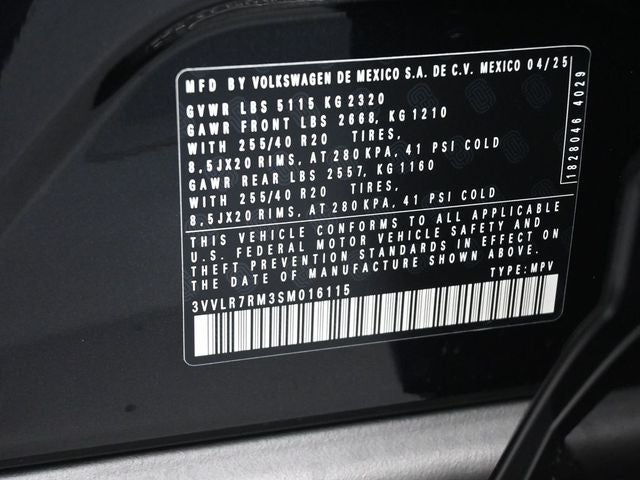 2025 Volkswagen Tiguan 2.0T SEL R-Line