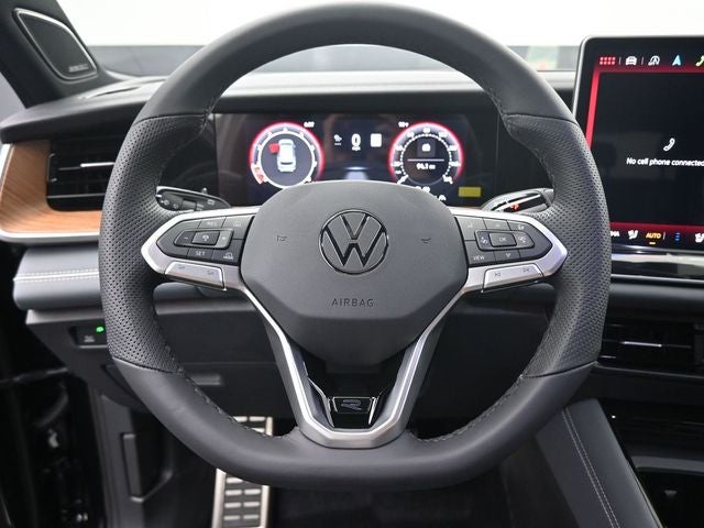 2025 Volkswagen Tiguan 2.0T SEL R-Line